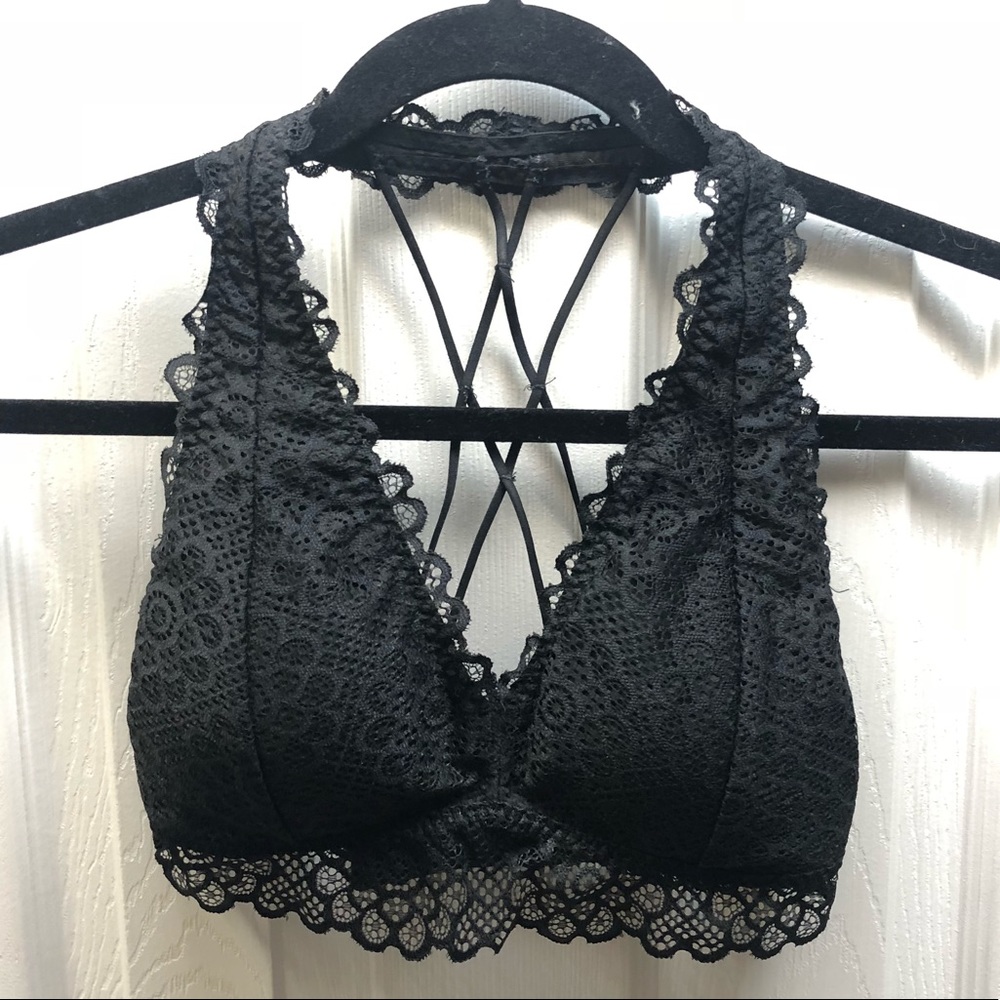 GILLY HICKS BRALETTE